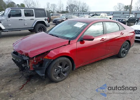 2023 Hyundai Elantra Sel z USA, uszkodzony, nr VIN KMHLM4AG1PU583682